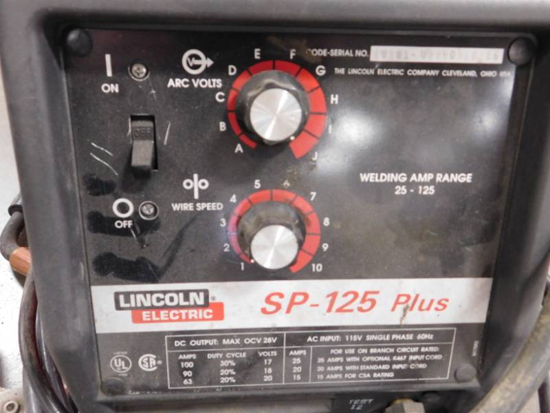 lot 109 image: Lincoln Electric Arc Welder SP-125 Plus