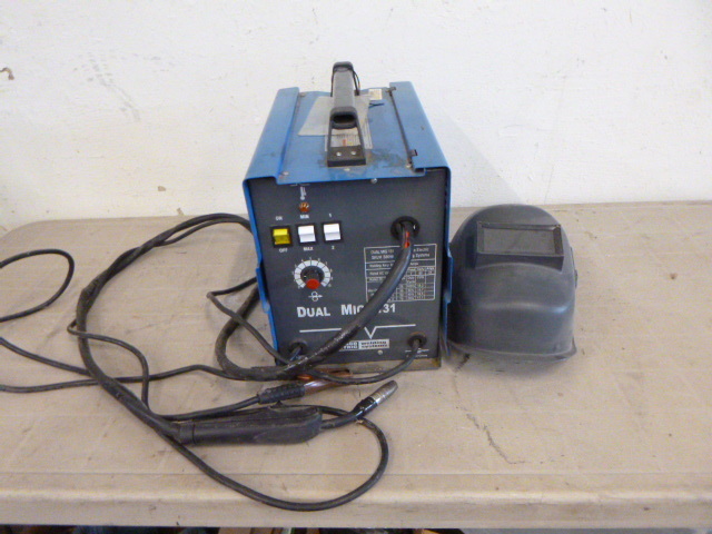 lot 33 image: Chicago Electric Welding System