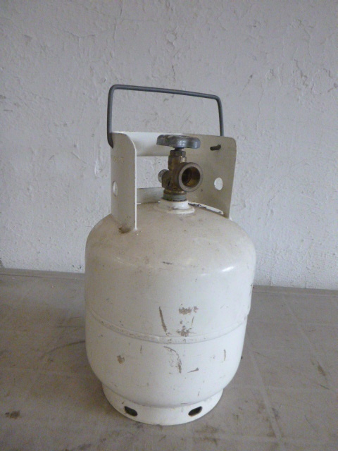 lot 58 image: 5 Lb. LP Tank