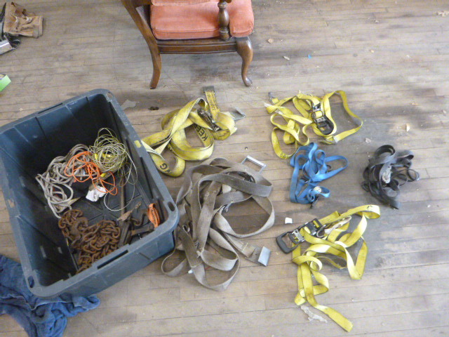 lot 61 image: Tote of Ratchet Straps and Chain with Hooks