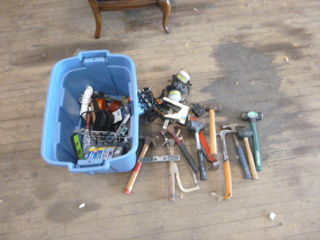 lot 64 image: Miscellaneous Garage Items