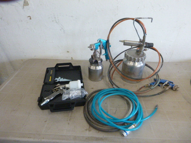 lot 75 image: Paint Sprayers