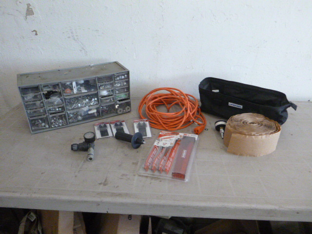 lot 78 image: Miscellaneous Garage Items