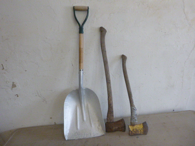 lot 80 image: Shovel and 2 Axes