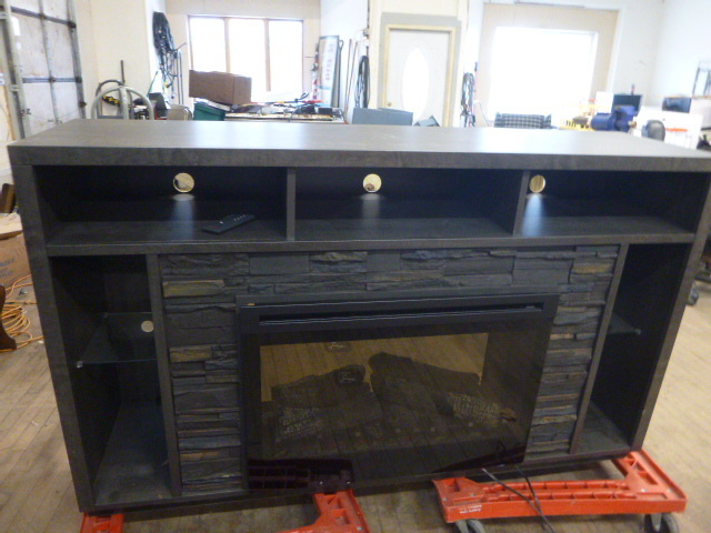 lot 7 image: Electric Fire Place