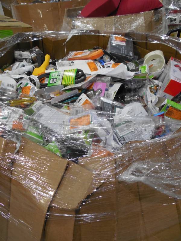 lot 2 image: WHOLESALE PALLET LOT OF GENERAL MERCHANDISE, SMALLS- TOOLS,HARDWARE ITEMS