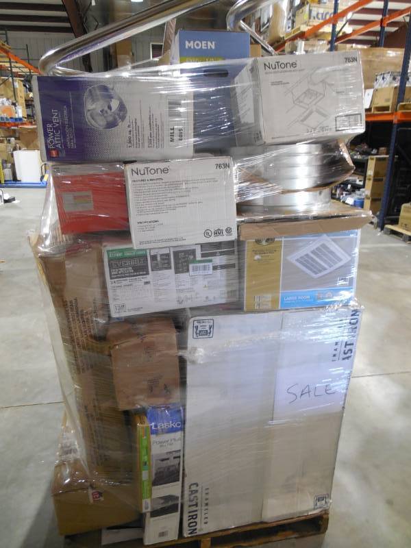 lot 17 image: WHOLESALE PALLET LOT OF GENERAL MERCHANDISE, FANS, LIGHTS, TOOLS