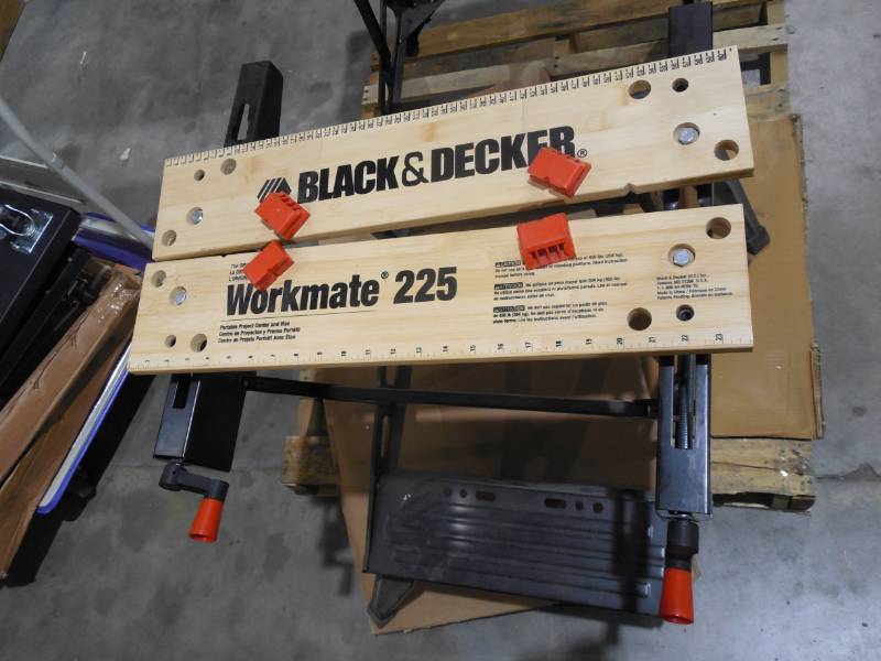 BLACK+DECKER Workmate 225 30 in. Folding Portable Workbench and Vise ...