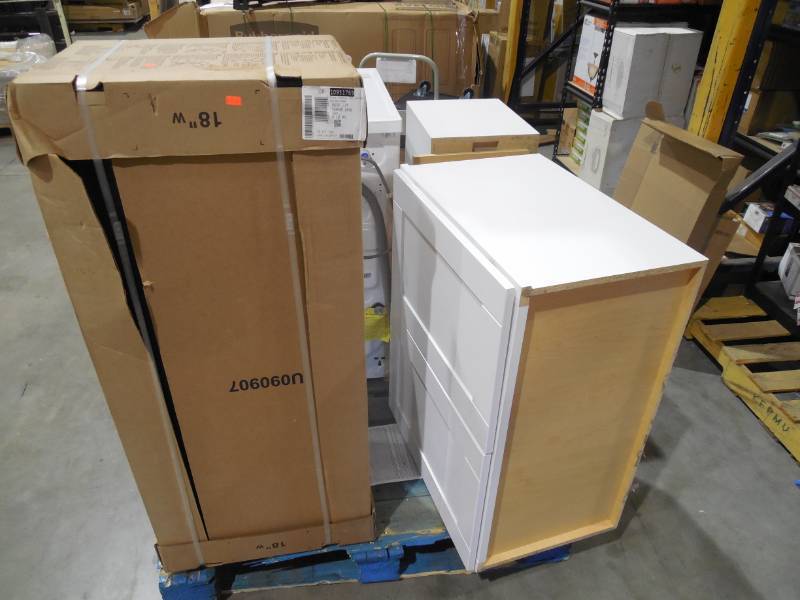 lot 56 image: (3) Kitchen cabinets