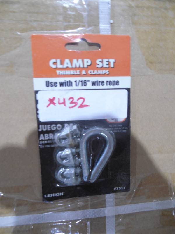 lot 92 image: (432) 116 WIRE ROPE CLAMP KITS