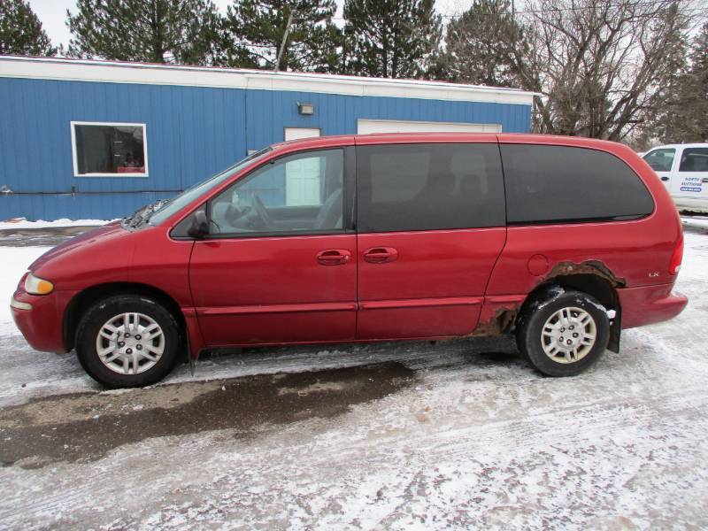 2000 Chrysler Town and Country LX