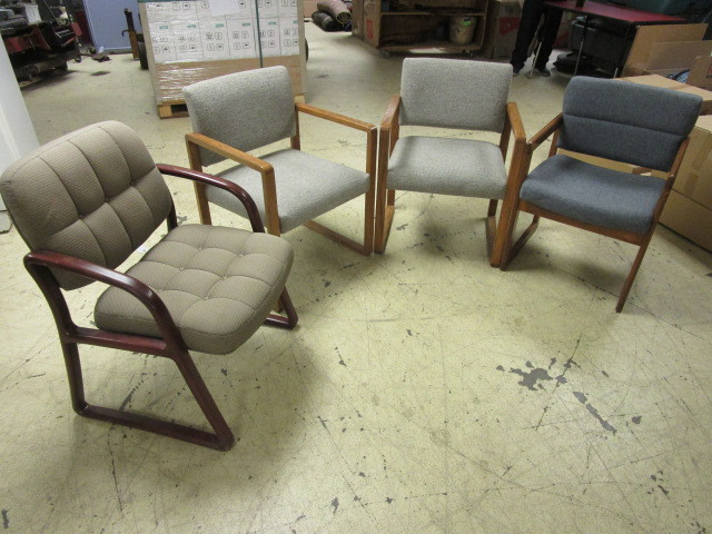 lot 413 image: GUEST ARMCHAIRS