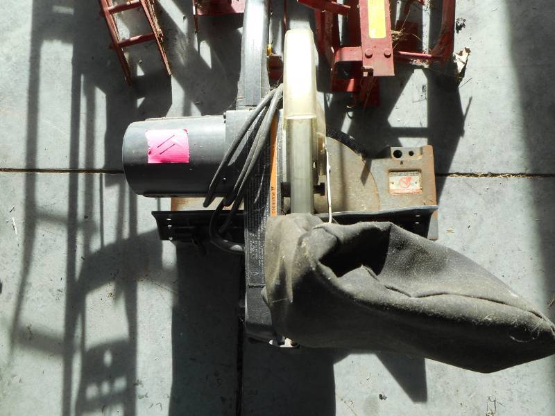 lot 11 image: Craftsman 3HP Miter Saw