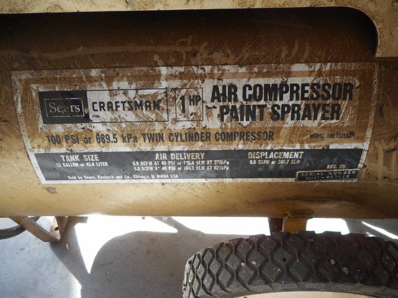 lot 14 image: Craftsman 1HP Compressor and Hose
