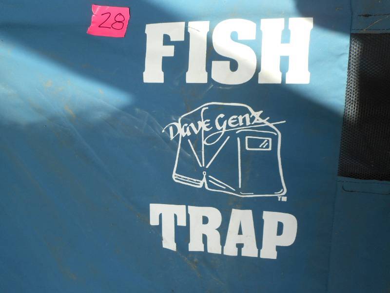 lot 28 image: Fish Trap Portable Fish House