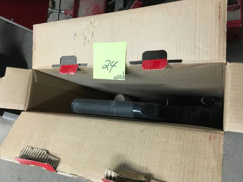 Husky Pneumatic 3-in-1 15.5 and 16 Gauge 2 in. Flooring Nailer and Stapler with Quick Jam Release  USED
