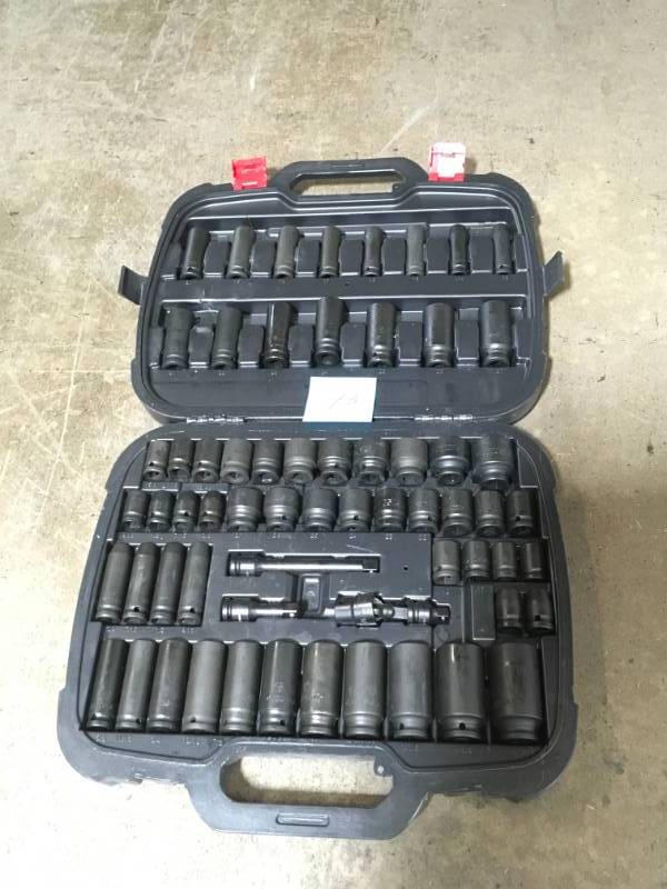 lot 93 image: Husky 12 in. Drive SAEMetric Impact Socket Set (64-Piece)- good condition