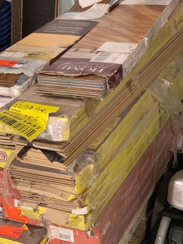 lot 04 image: Large pallet of mixed flooring 25 cases mixed models and conditions auction is for the whole pallet