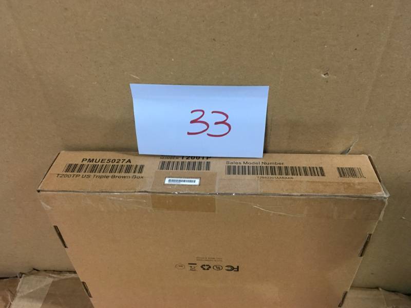 lot 33 image: Motorola T200TP Talkabout Radio, 3 Pack- open box