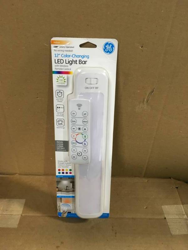 lot 39 image: GE Color-Changing 12 LED Light Bar Battery Operated 41617-T1- not used