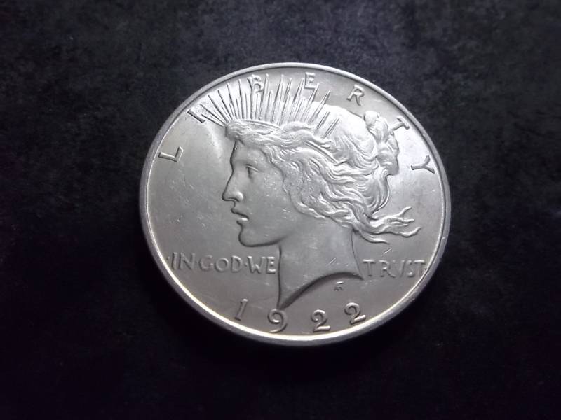 1922 D  Silver Peace Dollar