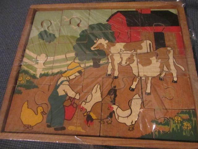 lot 43 image: Wooden Puzzle