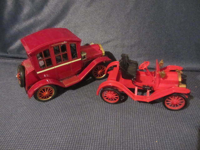 lot 50 image: Tin Car, Plastic Roadster