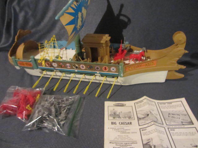 lot 65 image: Caesar Warship & Accessories