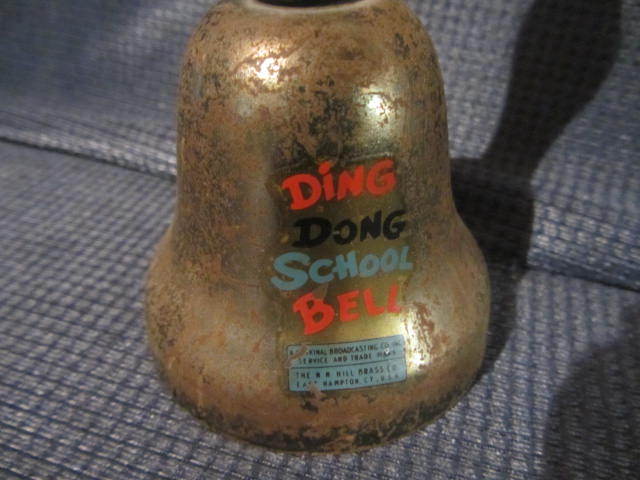 lot 94 image: Ding Dong School Bell