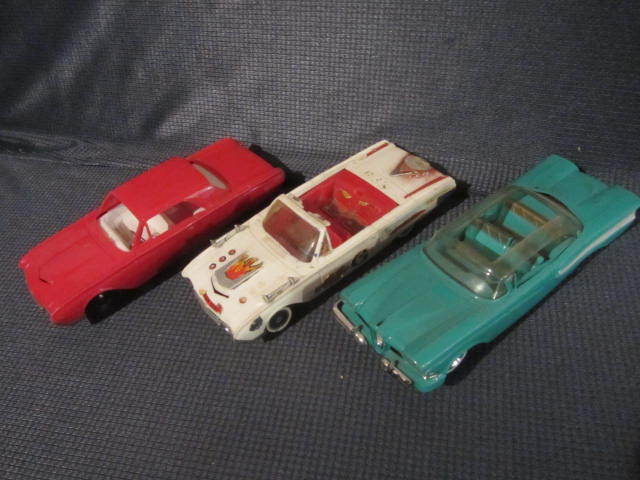 lot 121 image: Vintage Cars