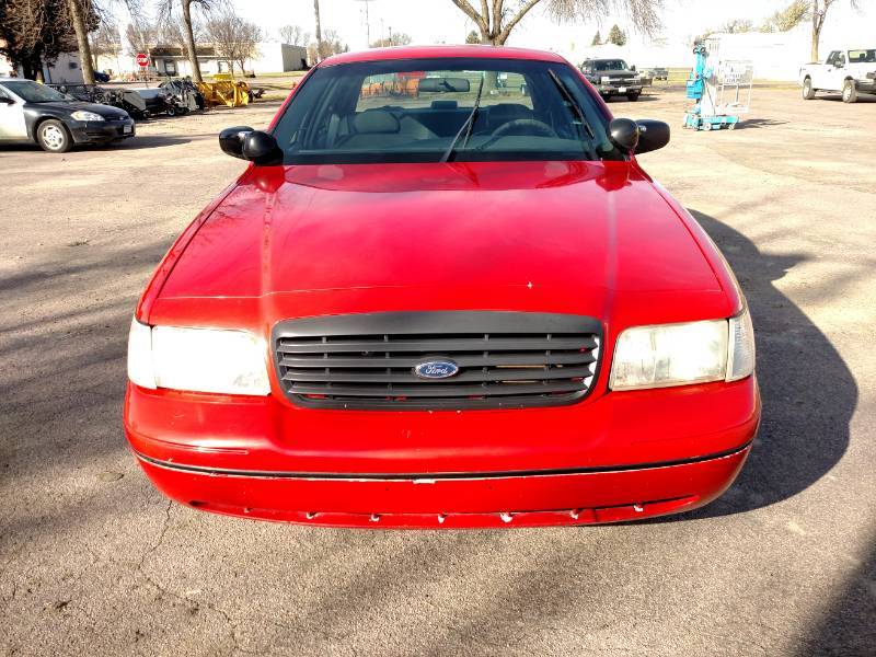 lot 3 image: 2000 Ford Crown Victoria, 4.6 Liter...