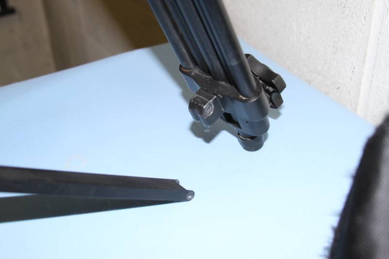 lot 22 image: Cowboy Studio EI-717 Professional Video Camera  Camcorder Tripod