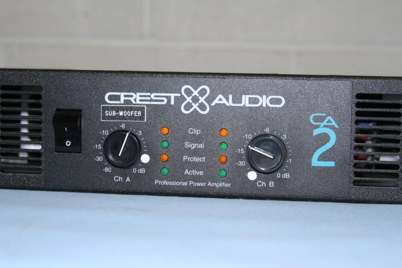 lot 12 image: Crest Professional Power Audio Amplifier - Model CA2