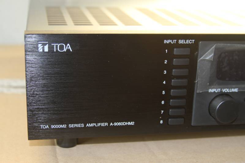 lot 76 image: TOA 9000-Series M2 Professional Audio Amplifier