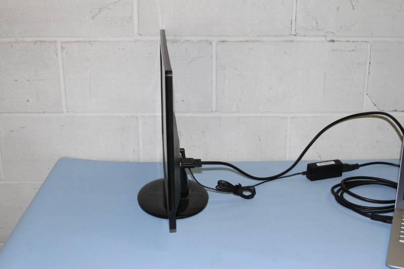 lot 36 image: Acer Full HD 21.5 Ultra Thin Widescreen LCD Monitor & Power Supply