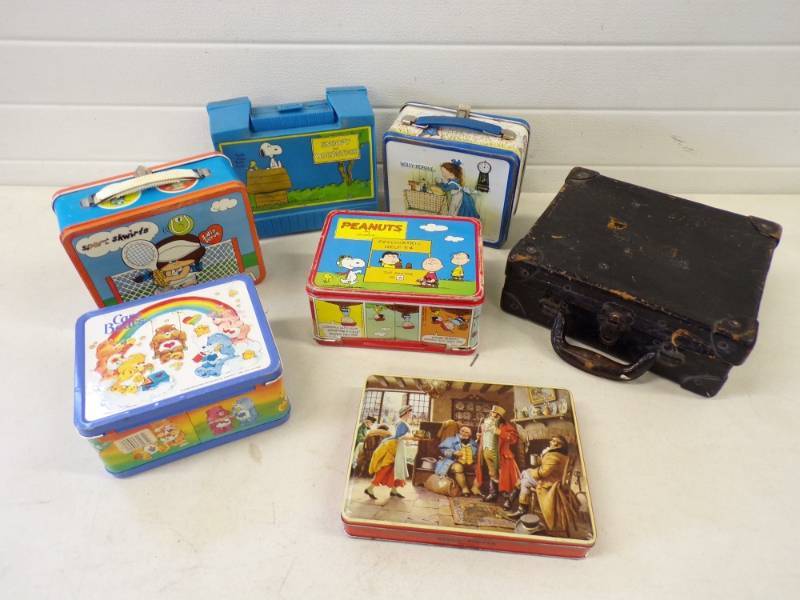 Vintage Group of Lunchboxes and more