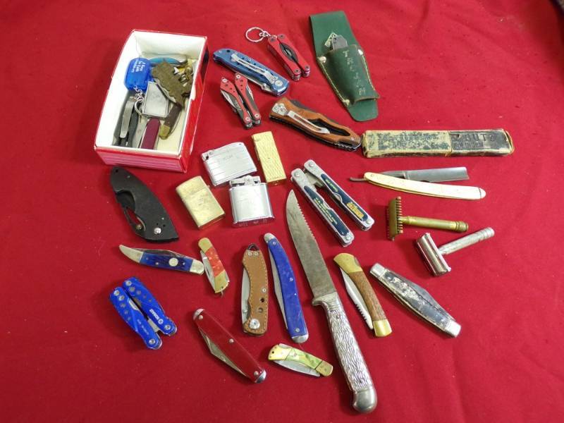 Lot of Knives, Lighters and Razors