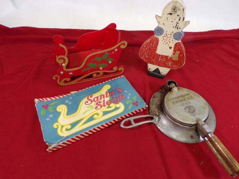 Krumkaka Iron and other Holiday Dcor
