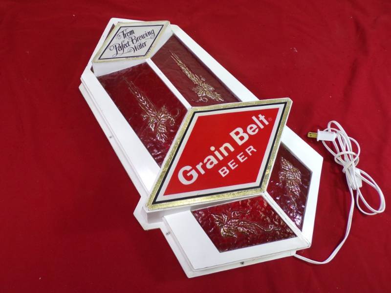 1976 Grain Belt Beer Lighted Sign