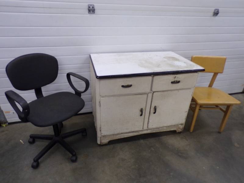 Vintage Metal Top Desk and 2 Chairs