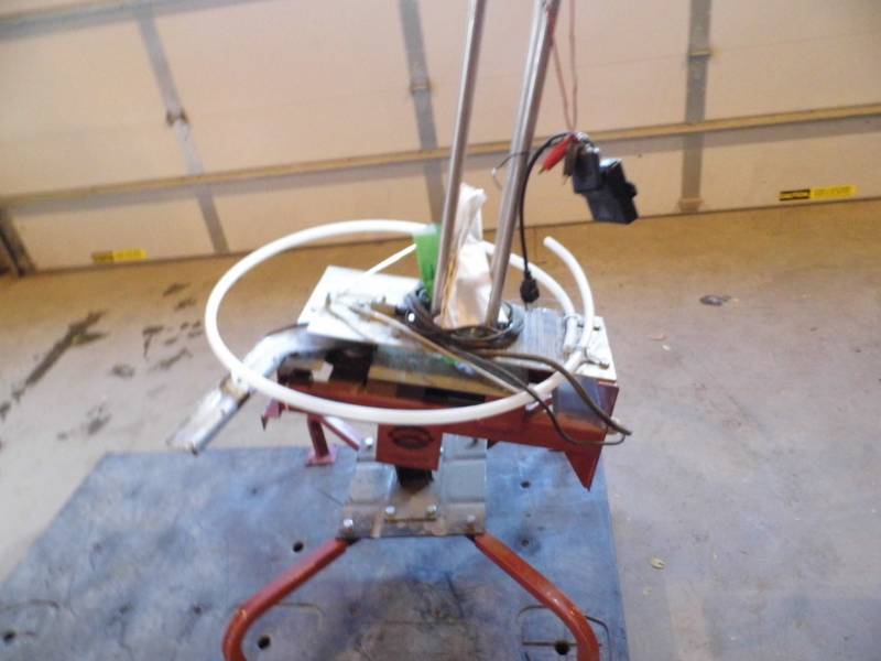 lot 9 image: Skeet Thrower