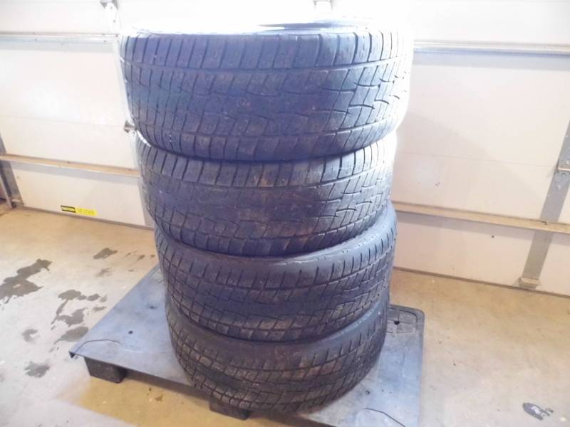 lot 15 image: 4 Cooper Tires