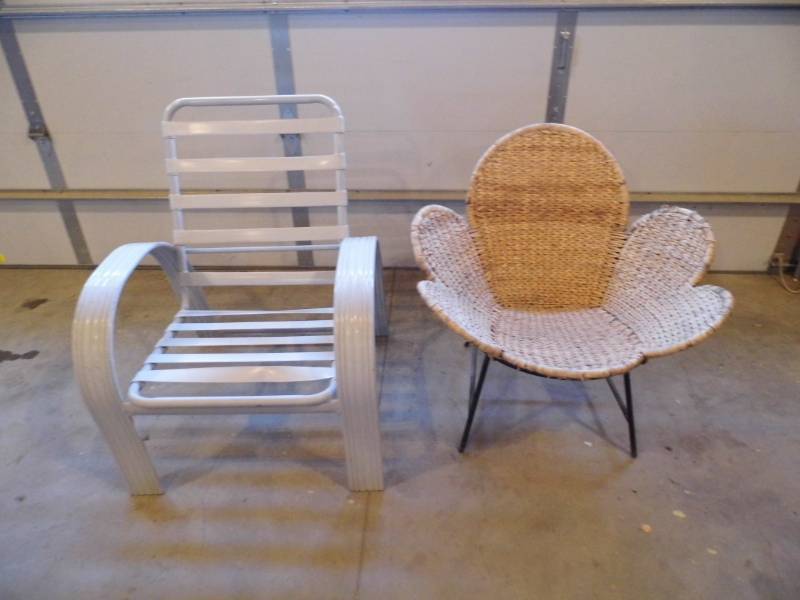 lot 25 image: Patio Chair - Wooven Chair