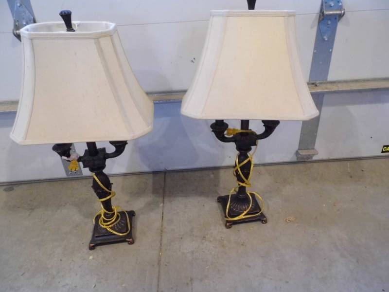 lot 28 image: Pair Lamps