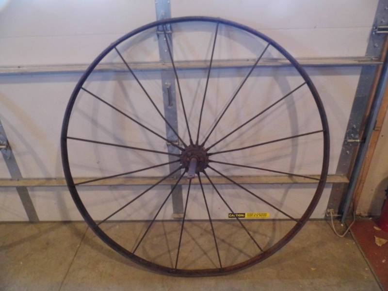lot 34 image: Antique Metal Wheel