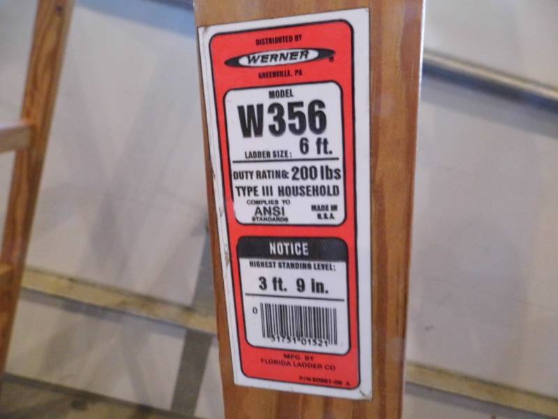lot 42 image: Wooden Ladder