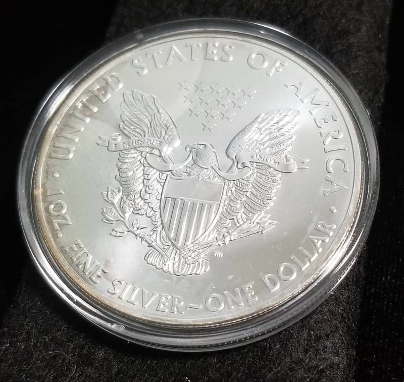 2013 AMERICAN SILVER EAGLE 1 TROY OZ. .999 FINE SILVER IN AIRTITE