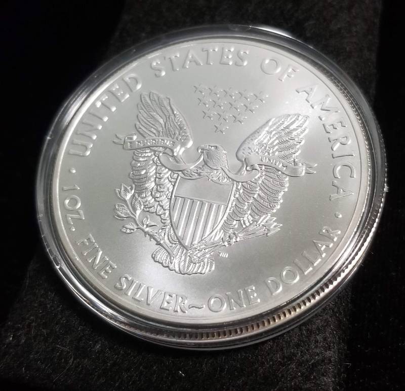 2014 AMERICAN SILVER EAGLE 1 TROY OZ. .999 FINE SILVER IN AIRTITE