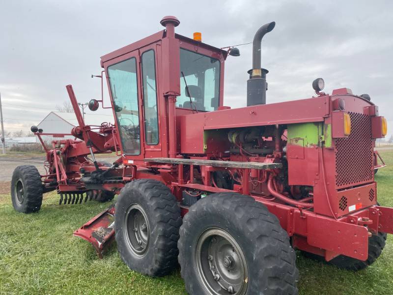 lot 2 image: Road Grader w 14 foot blade, Cummins Diesel  Great for snow removal 