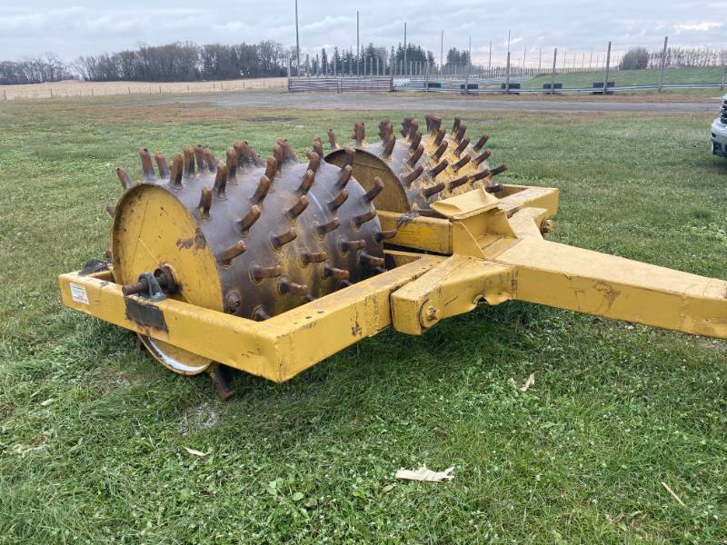 lot 3 image: Towable Compaction Roller Dual Drum (Sheeps Foot) - Road Construction Equipment, Race Tracks, Speedway